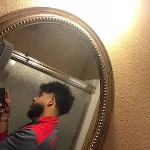 Meet your Posher, Leonel